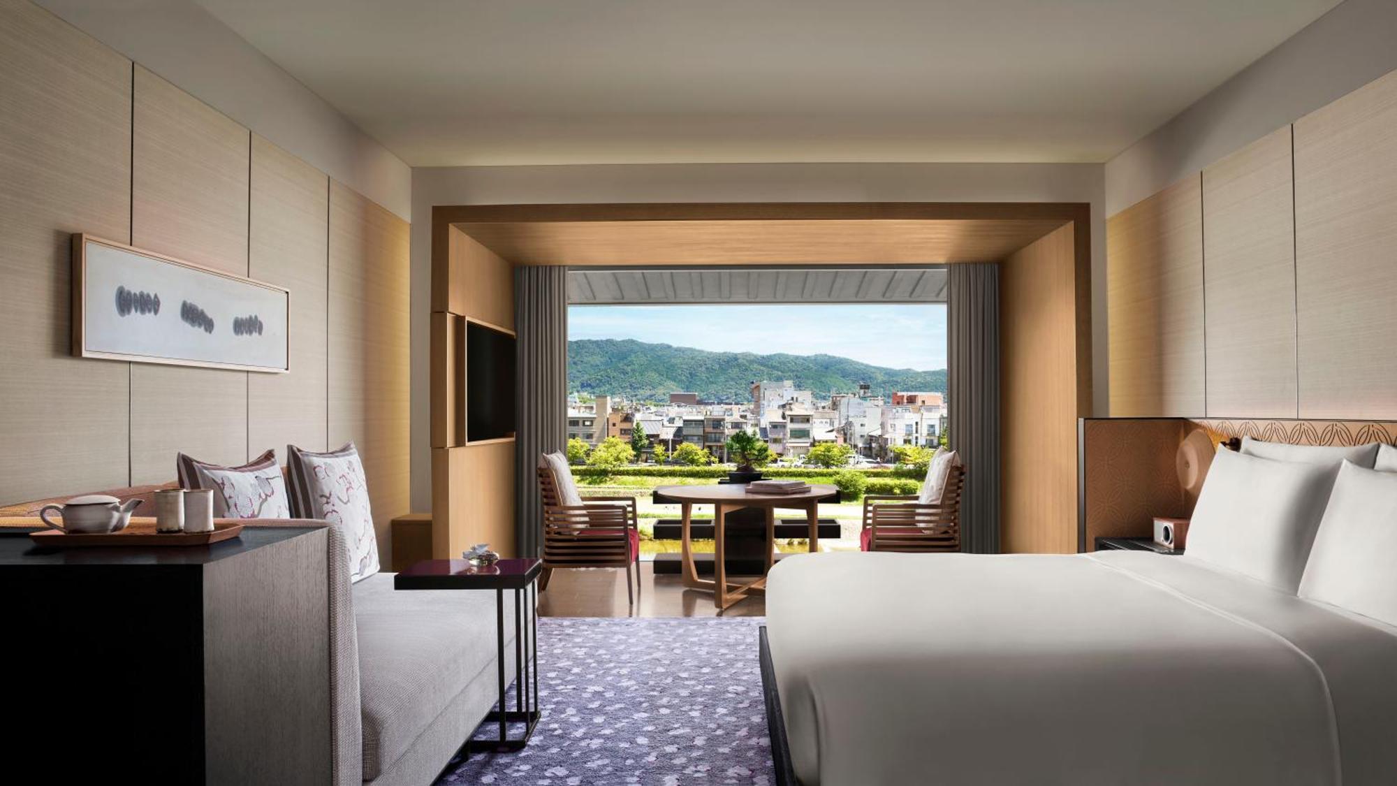 Grand Deluxe King Kamogawa River View
