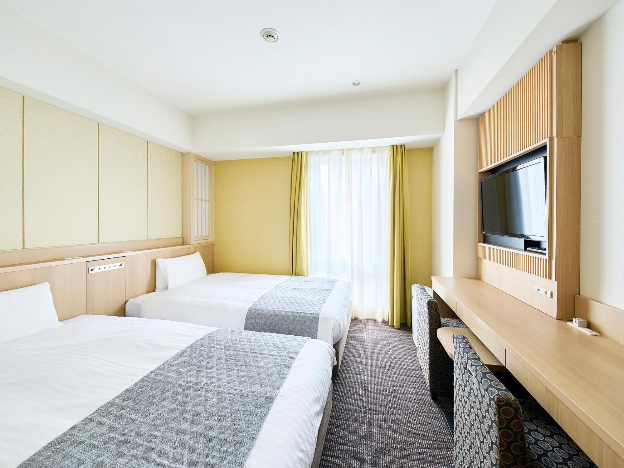 Standard Twin Room Non-Smoking