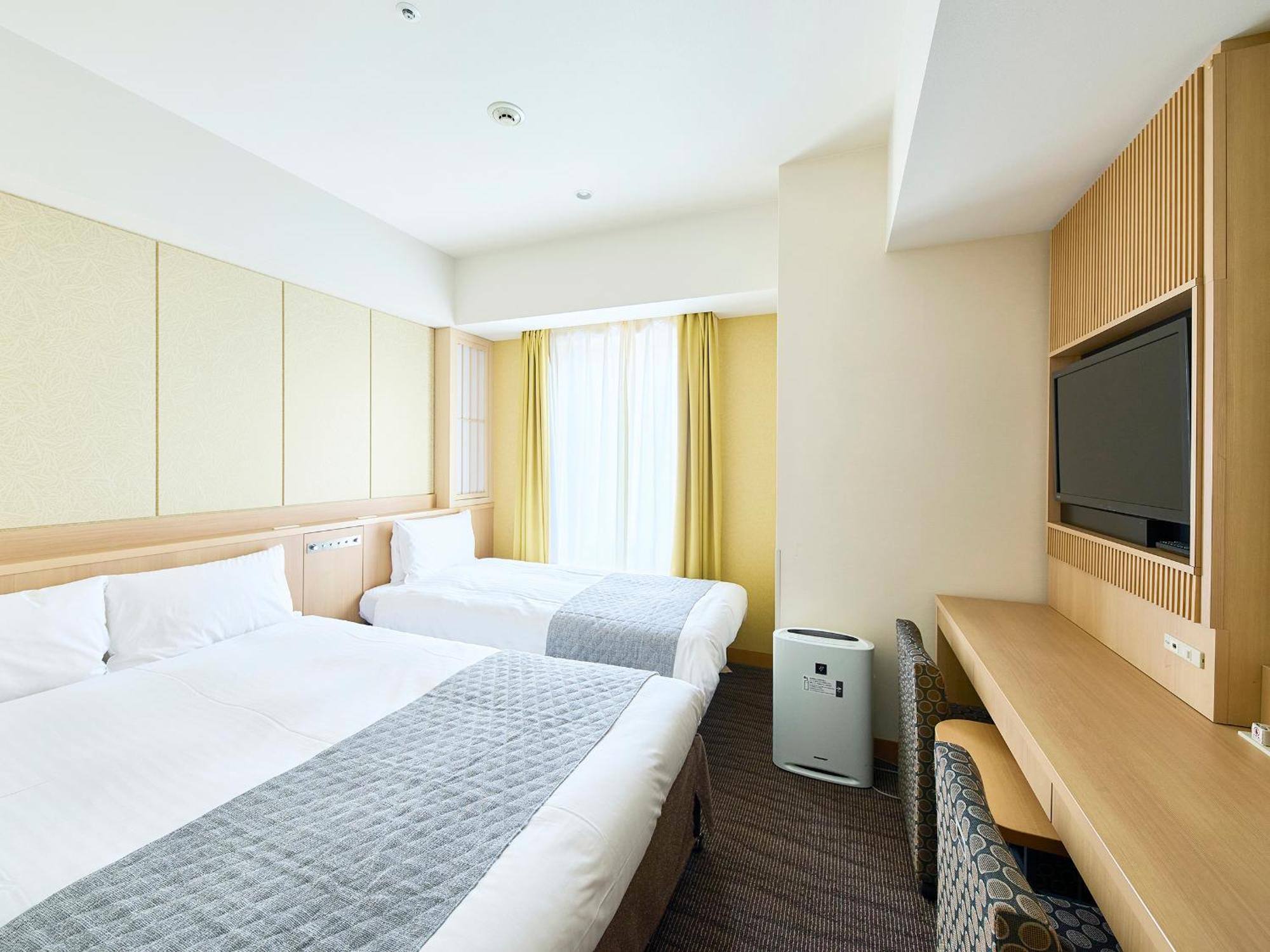 Economy Twin Room No View Non-Smoking