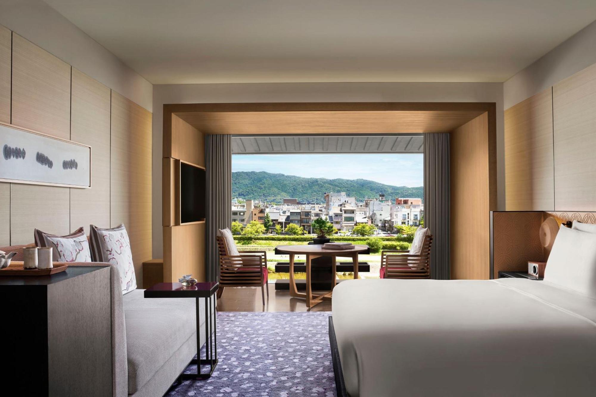 Grand Deluxe King Kamogawa River View