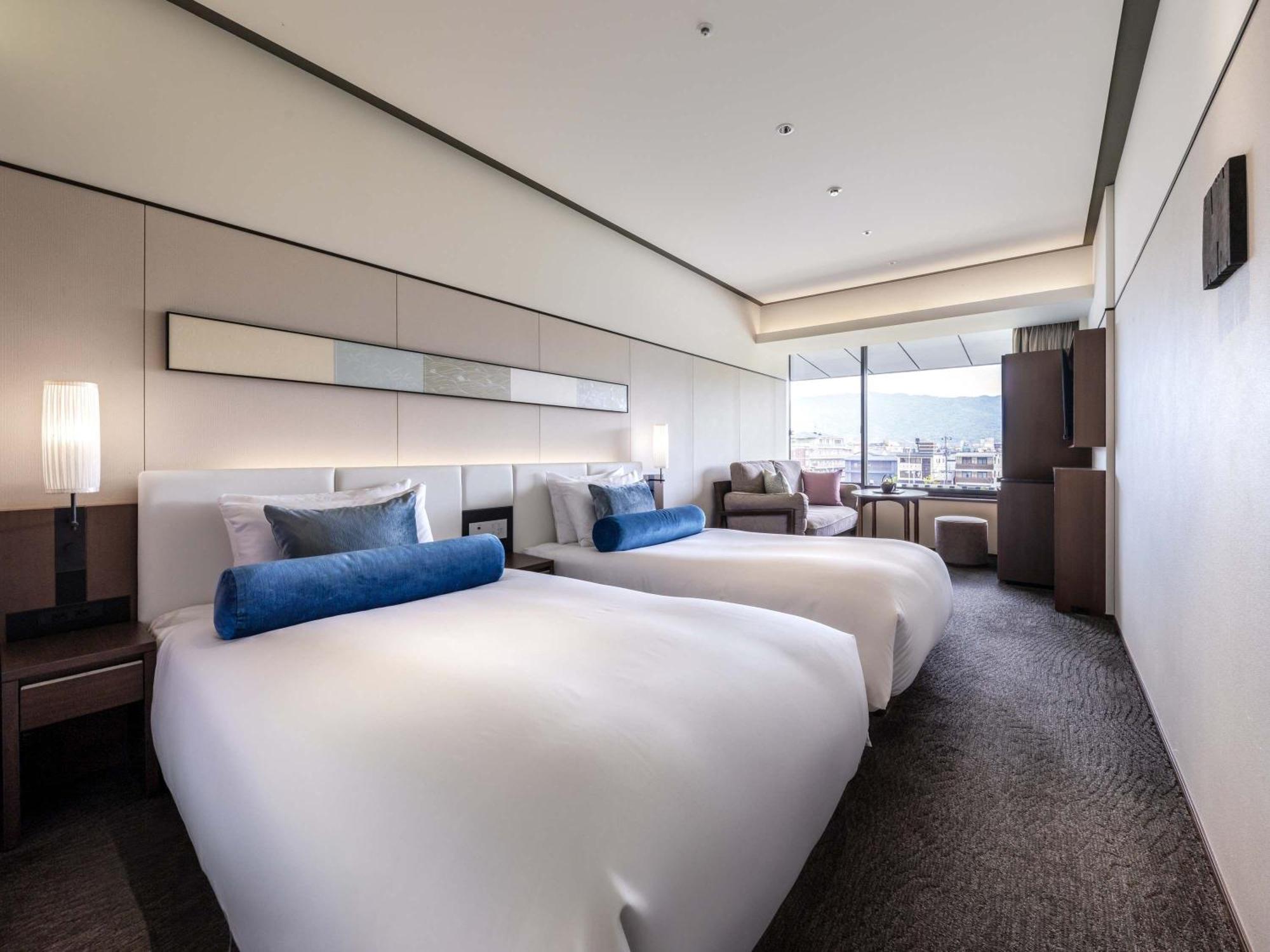 Twin Room River View Non-Smoking